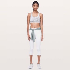 Lululemon Invigorate Bra Washed Marble Alpine White Silverscreen Size 10